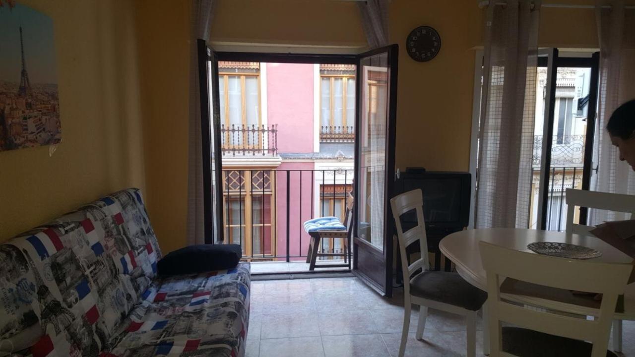 Ferienwohnung Ayuntamiento Alicante Exterior foto